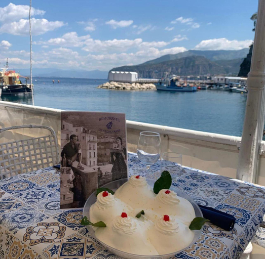 Food & Drinks 3, Gea Suite B&B, Napoli