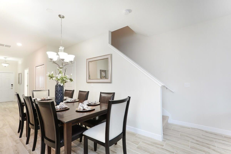3, Stunning Storey Lake Villa, Prime Location, Osceola