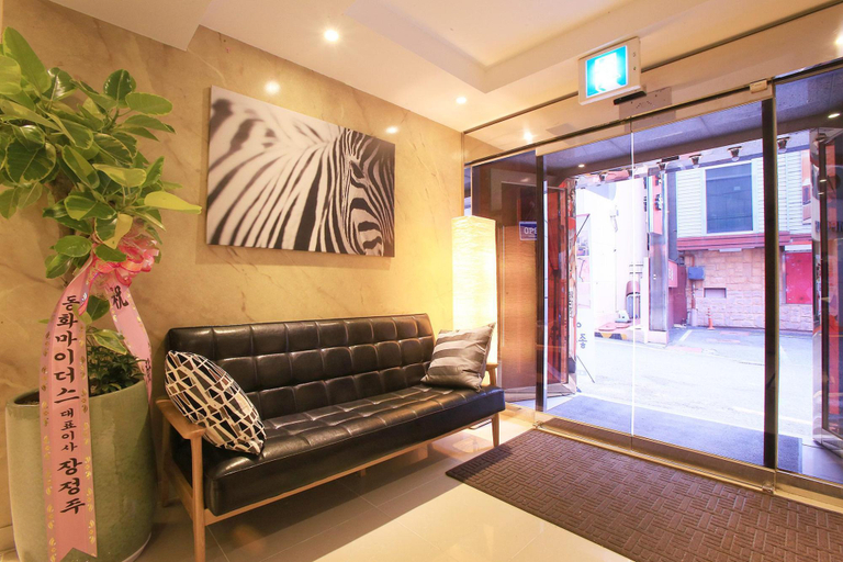 Others 5, Shinchon Brown Dot Shinchon Branch, Seodaemun