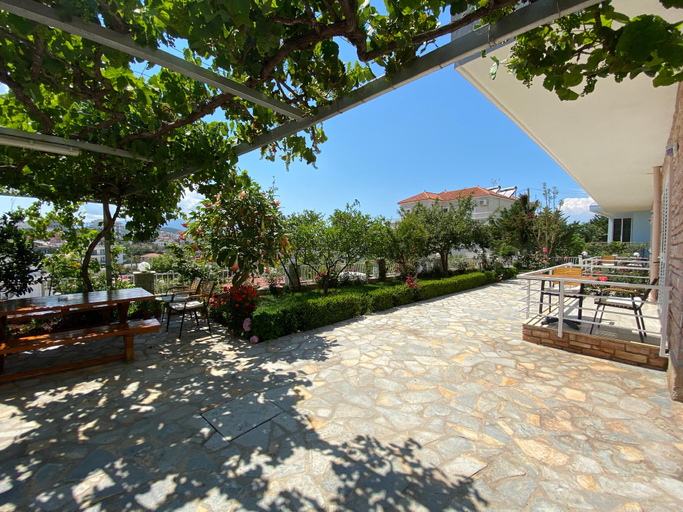 Others 5, Aparthotel PAJA Ksamil, Sarandës