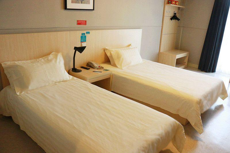 Bedroom 3, Jinjiang Inn Jiaxing South Lake, Jiaxing