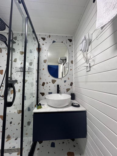 Bathroom 3, Chadir yurd glamp, İsmayıllı