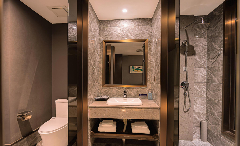 Bathroom 3, Starway Hotel Qiqihar Railway Station, Qiqihar