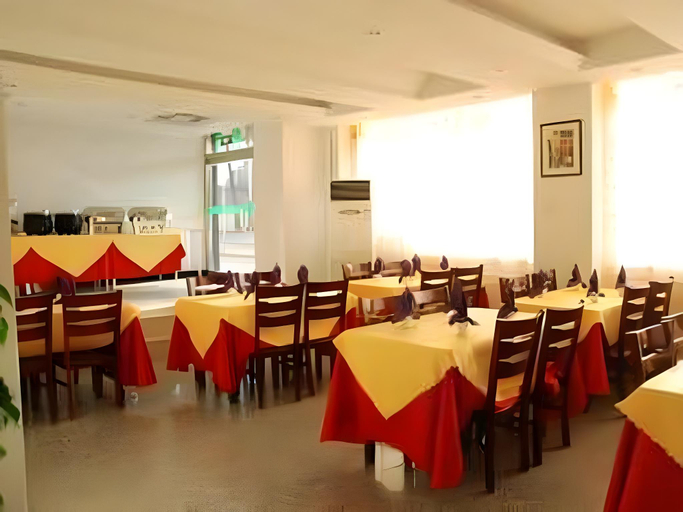 Food & Drinks 4, GreenTree Inn Tangshan Yuhua Road, Tangshan