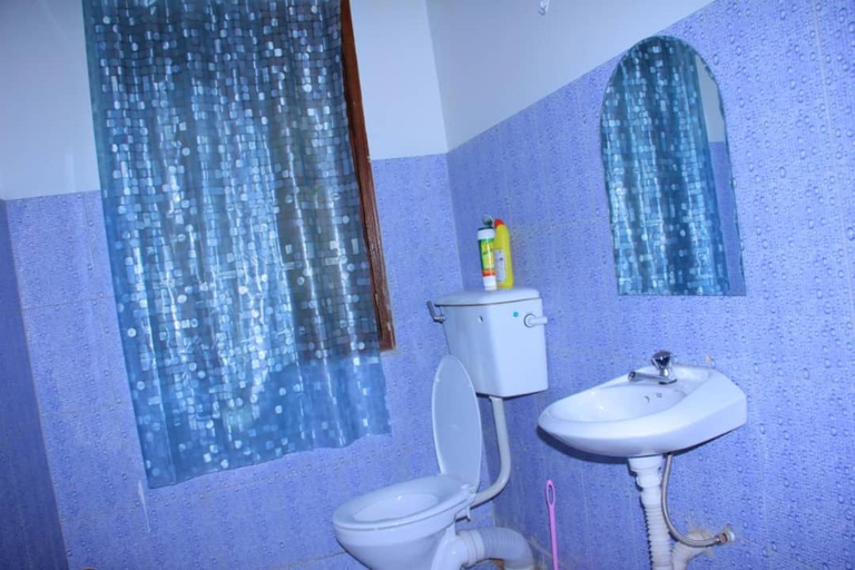Bathroom, Stairways inn, Kampala
