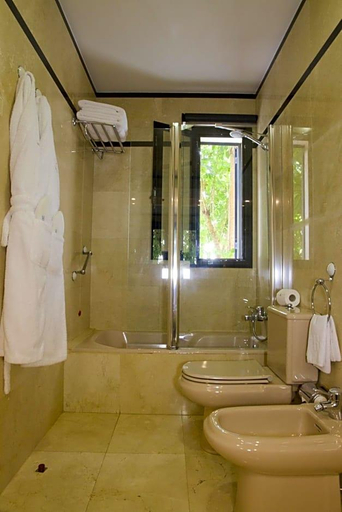 Bathroom 4, Hotel Escuela Santa Brigida, Las Palmas