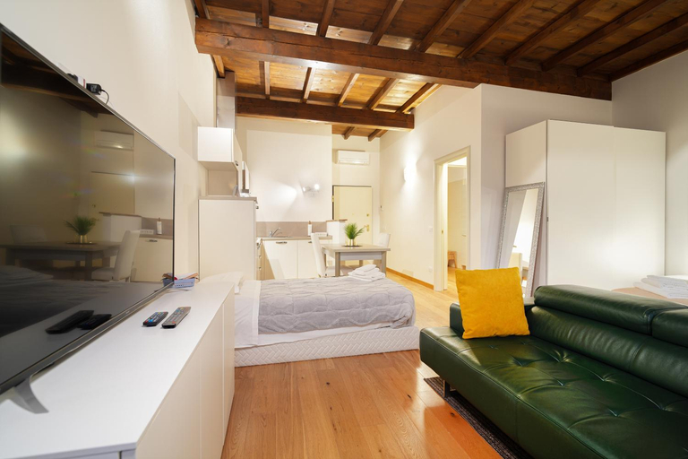 Others 5, My Loft, Ferrara