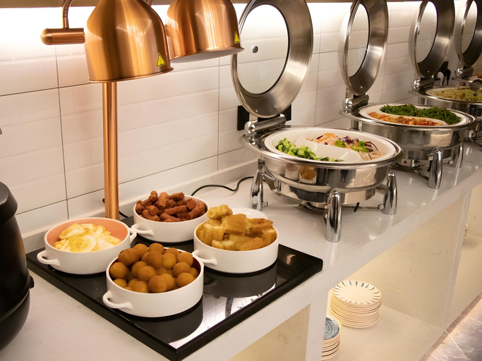 Food & Drinks 3, Green Tree Inn Express Huai'an Development Zone RT-Mart Xiamen Road, Huai'an