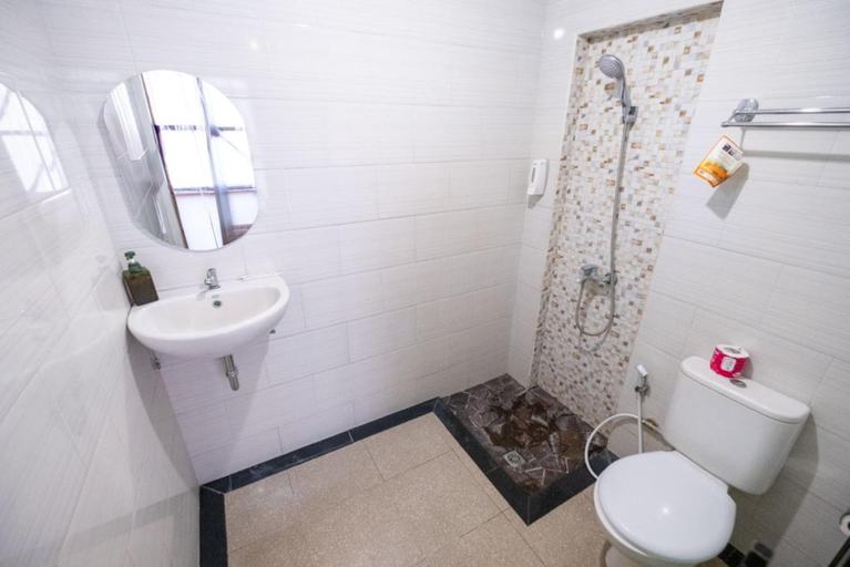 Bathroom 4, Mount Batur Vista Villa, Bangli