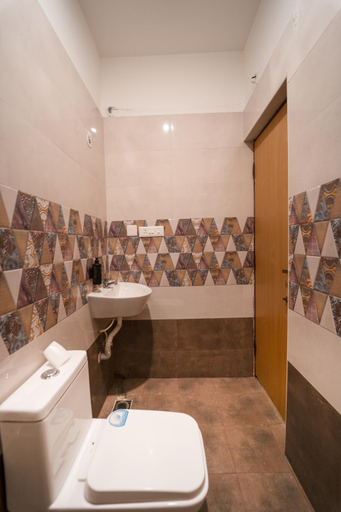 Bathroom 4, Mcity Elite Suites, Kancheepuram