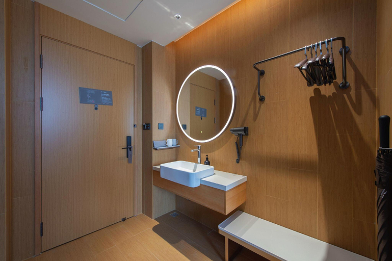 Bathroom 3, Ji Hotel Suzhou Xiao County Zhangjiang High-tech Park, Suzhou