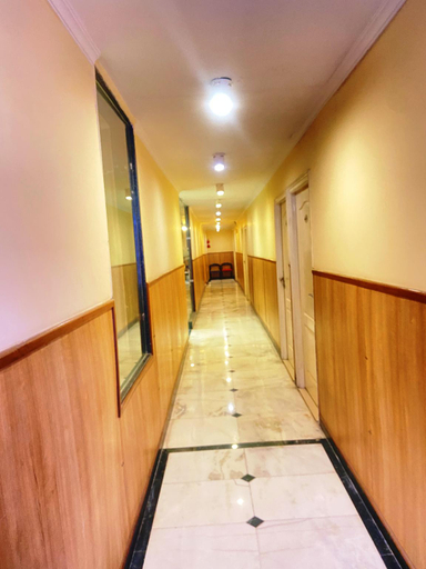 Public Area 1, Status Business Hotel, Kanpur Nagar