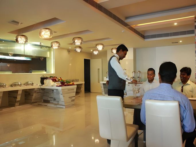 Food & Drinks 4, Hotel Vijay Elanza, Coimbatore
