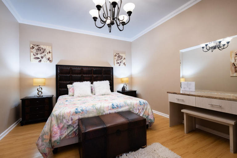 Others 2, Goodnight Accommodation, Nelson Mandela Bay