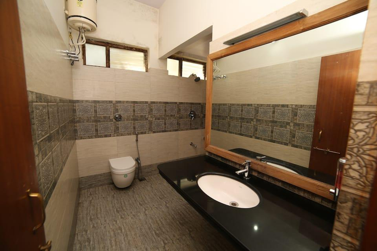 Bathroom, Hotel Gorbandh Mount Abu by SAH, Sirohi