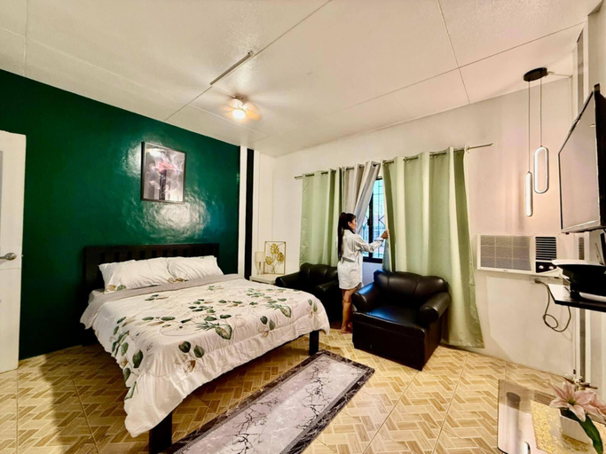 Bedroom 2, Axon Cozy Modern House B Near The Walking Street, Mabalacat