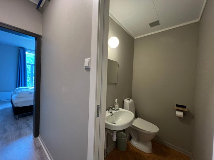 Bathroom 3, Andalsnes house, Rauma