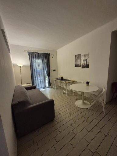 Others 5, Il Guasco Rooms, Ancona