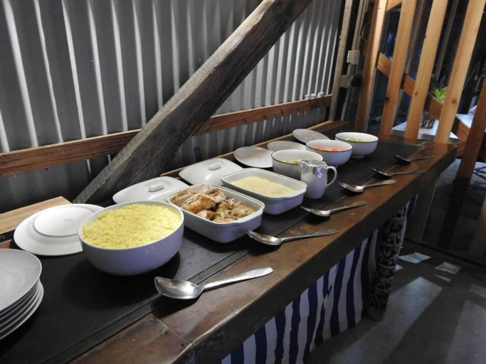 Food & Drinks 5, Norman Carr Cottage, Lake Malawi