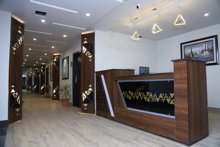 Others 5, Grand Hotel Quetta, Quetta