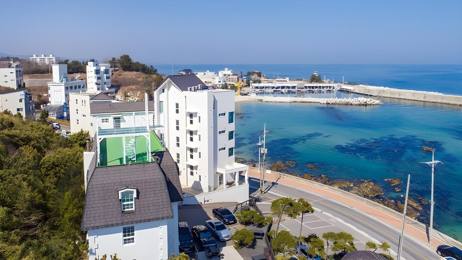 Others 4, Jumunjin M9 Pension, Gangneung