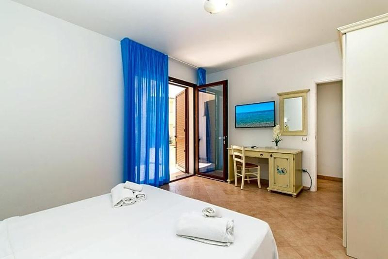 Bedroom, Baia delle Mimose, Sassari