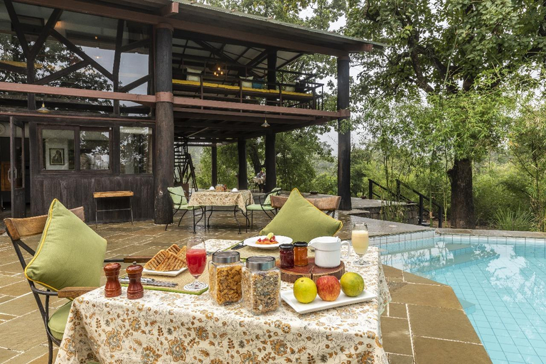 Sport & Beauty 2, Pugdundee safaris - Pench Tree Lodge, Seoni