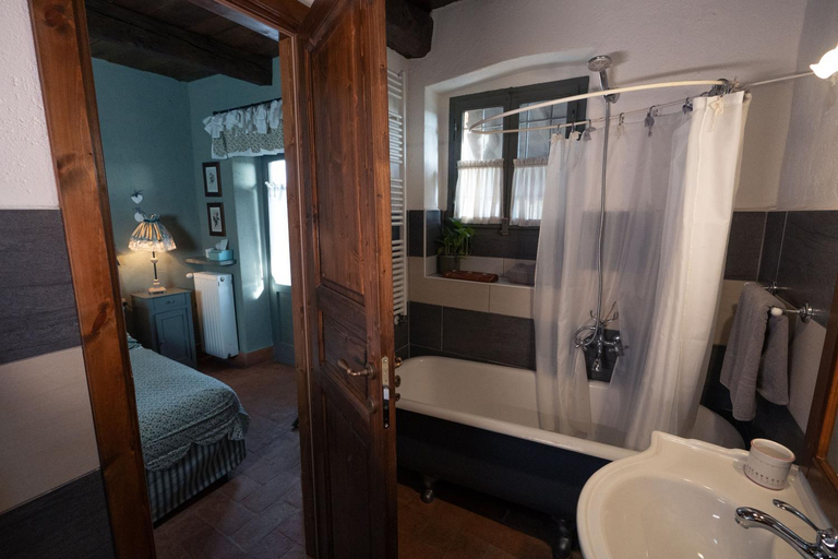 Others 5, Il Salice B&B, Novara
