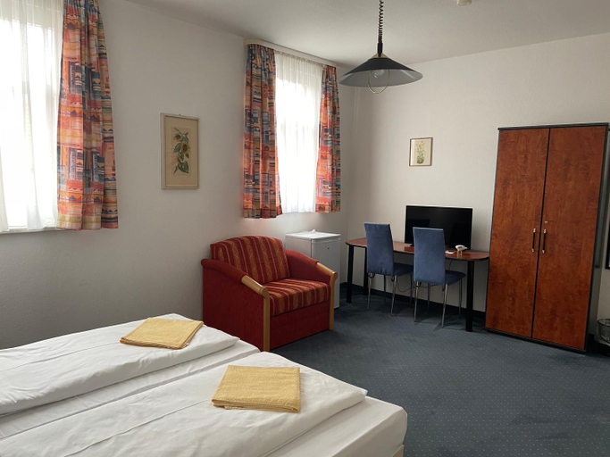 Bedroom 4, Schwarzer Adler, Forchheim