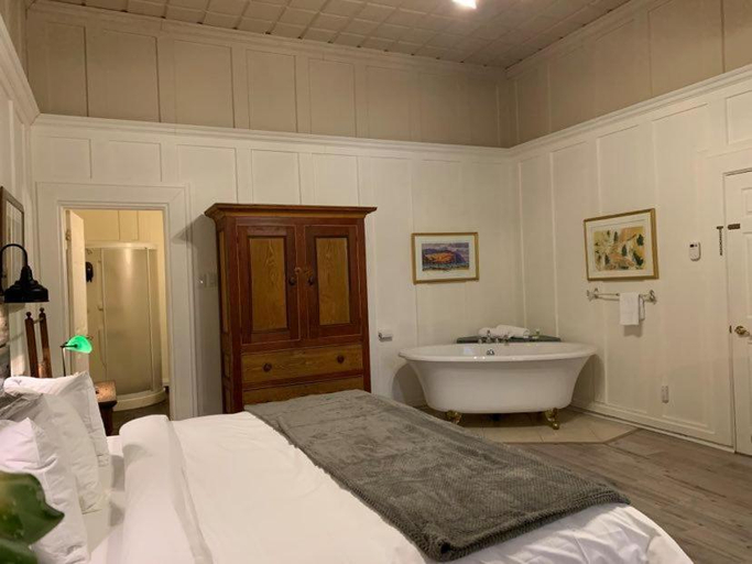 Bedroom 2, Hotel-La Grande Maison et Spa, Charlevoix