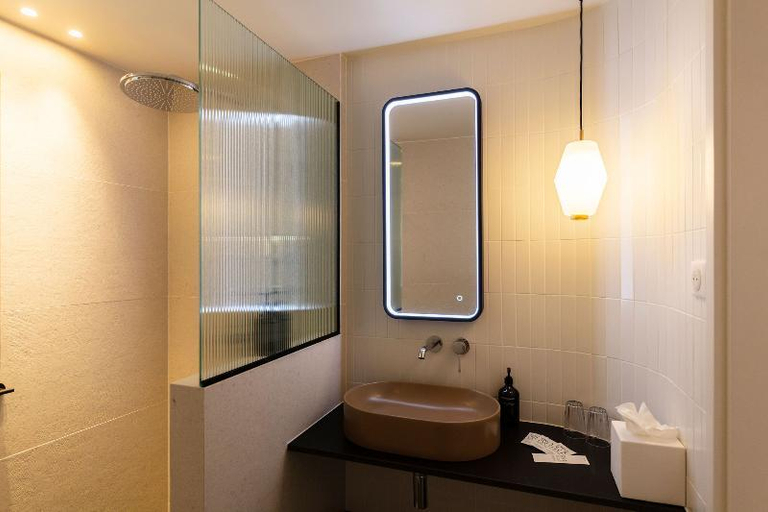 Bathroom 5, Hôtel du Parc, Var