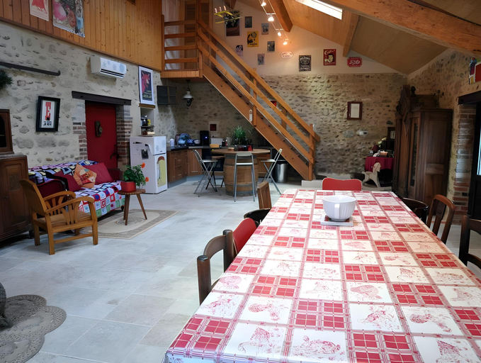 Others 4, Chambres d'hotes Les 7 Semaines, Drôme