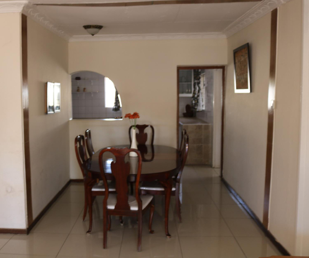 Others 5, Phase 4 Accommodation, Gaborone