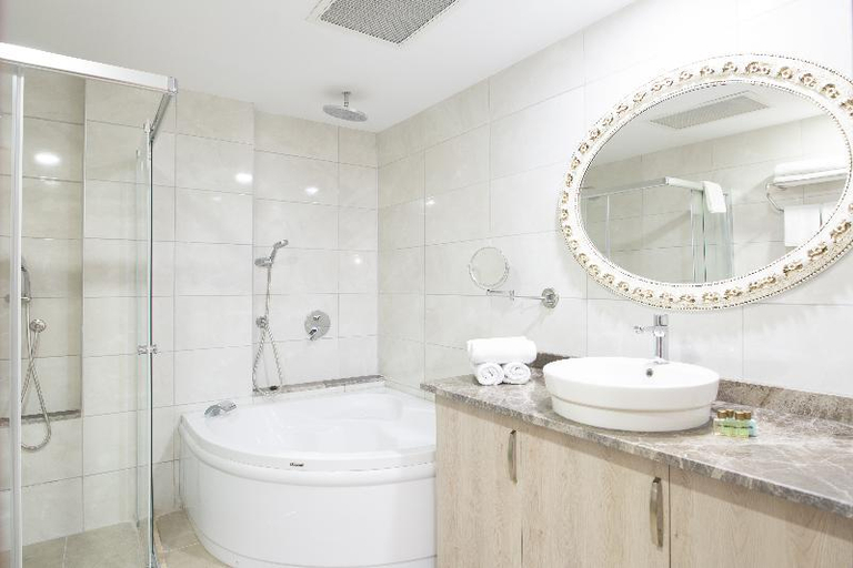 Bathroom 5, Helen Troya Hotel Geyikli, Ezine