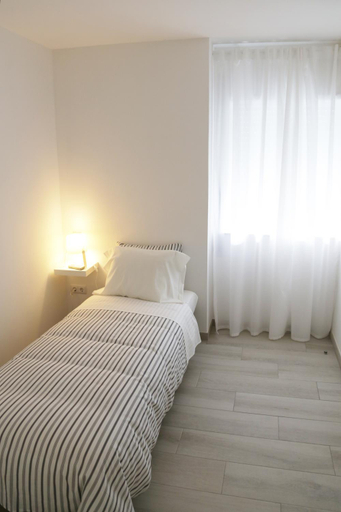 Bedroom 2, Guesthouse 2396, Monção