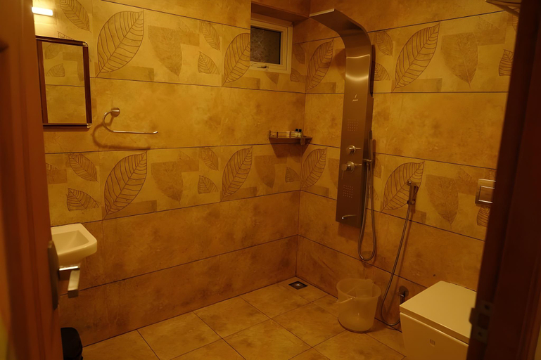 Bathroom 3, Vagamist Resort Vagamon, Idukki