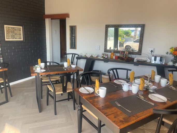 Food & Drinks 4, Sea Whisper Guest House & Self Catering, Cacadu