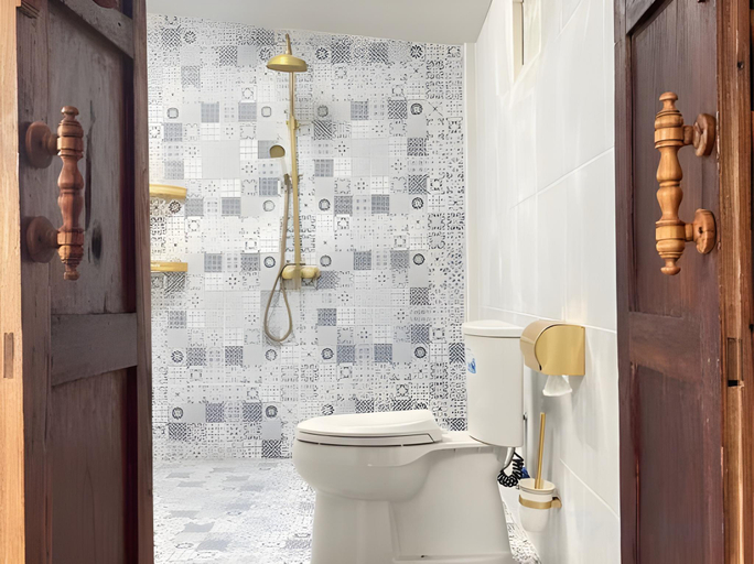 Bathroom 4, Little House In the Forest at Nan, Pua