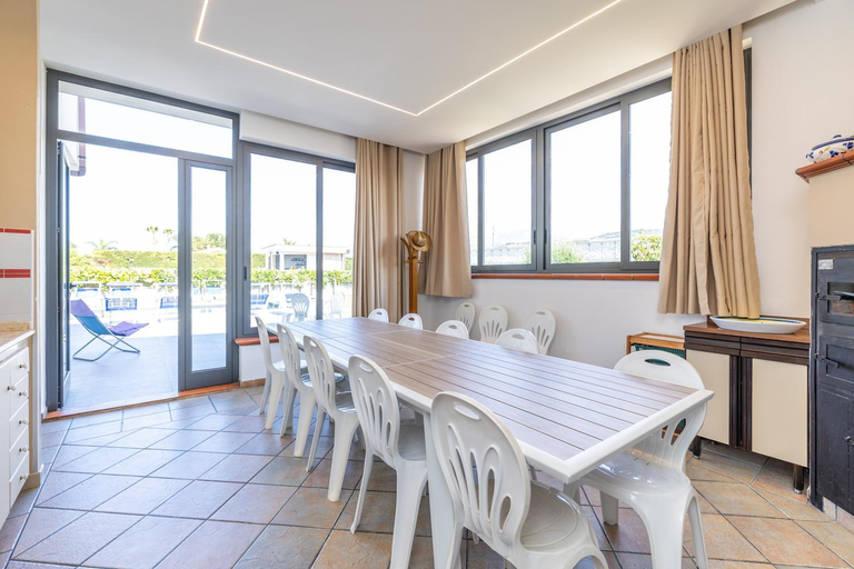 Others 5, Villa Arvilla with Private POOL, Palermo