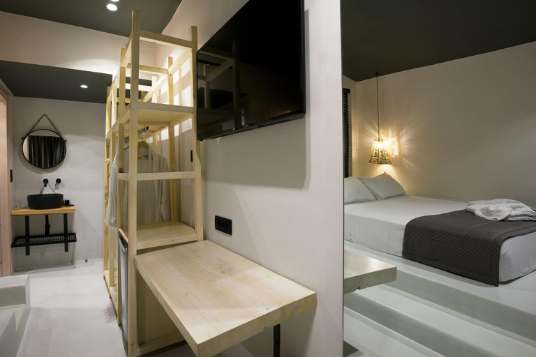 Bedroom 3, Gloria Maris Hotel Suites and Villa, Ionian Islands