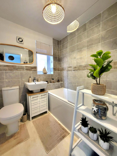 Bathroom 4, Seaside beach themed home with garden and driveway, Lancashire