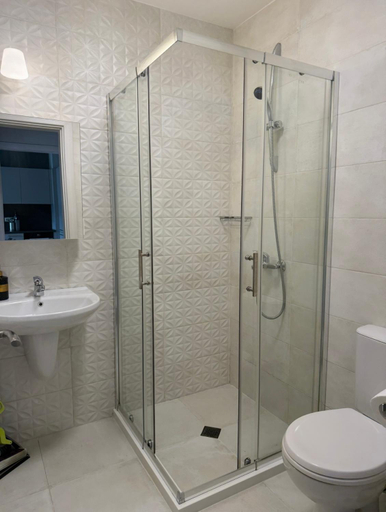 Bathroom 3, 7th Sense boutique apartments, Stolichna
