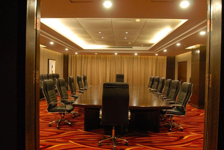 Business Facilities