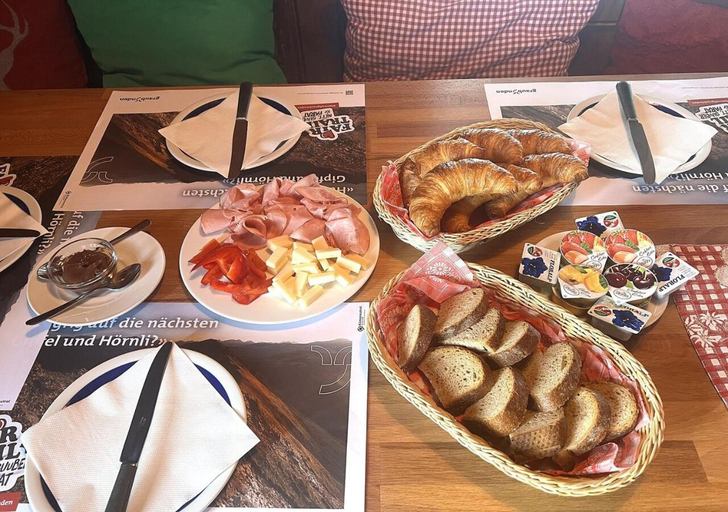 Food & Drinks, Bergpension Battagliahutte, Plessur