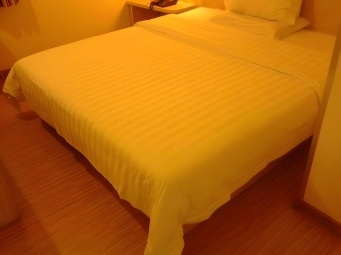 Bedroom, 7 Days Inn Shantou Chenghai, Shantou