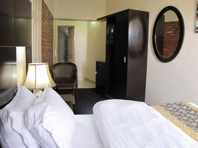 Others 4, Stipp Hotel., Nyarugenge