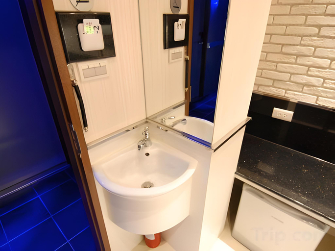 Bathroom 3, 157 Boutique Guest House, Pingtung
