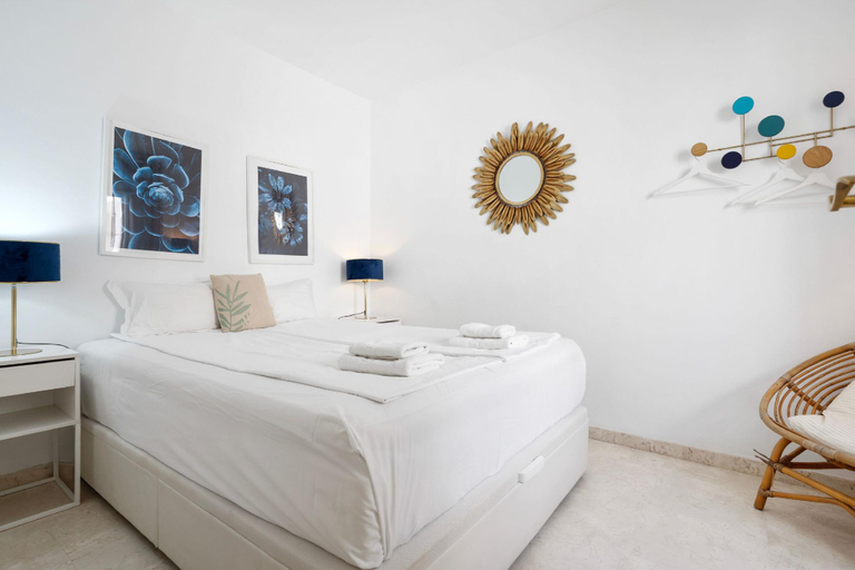 Bedroom 2, Stunning Seaview apartment near Marbella Ref 90, Málaga