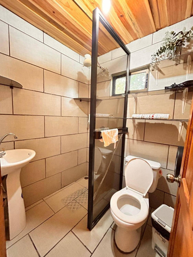 Bathroom, Casa de campo Ecos del Poas, Alajuela