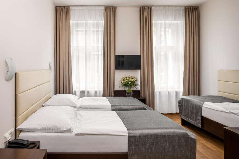 Bedroom 2, Hotel Unique, Praha 2